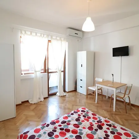 Cozy 2 Bedrooms In The Old Town *