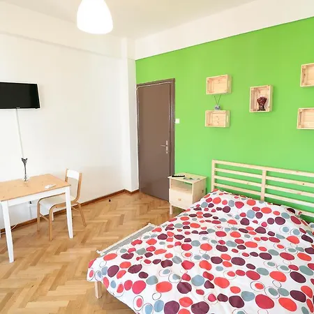 Cozy 2 Bedrooms In The Old Town * Bucharest